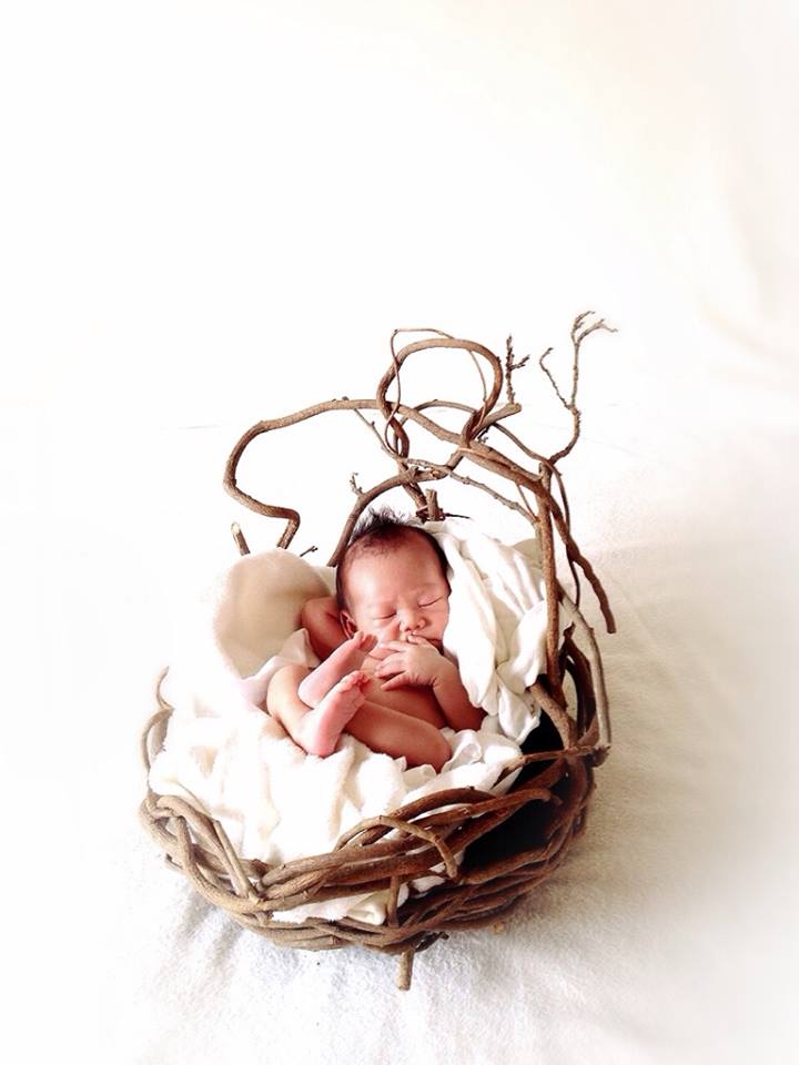 新生児の写真｢生まれたてが素敵｣【ニューボーンフォトの撮り方】 寝相アート®